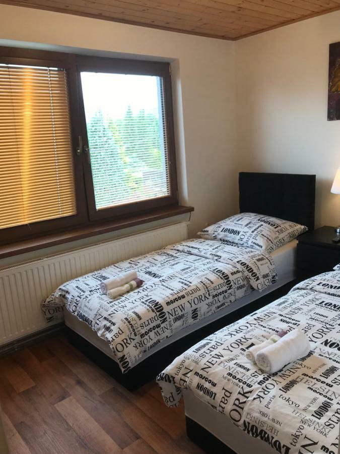 Frýdlant nad Ostravicí Apartment Pod Lysou מראה חיצוני תמונה