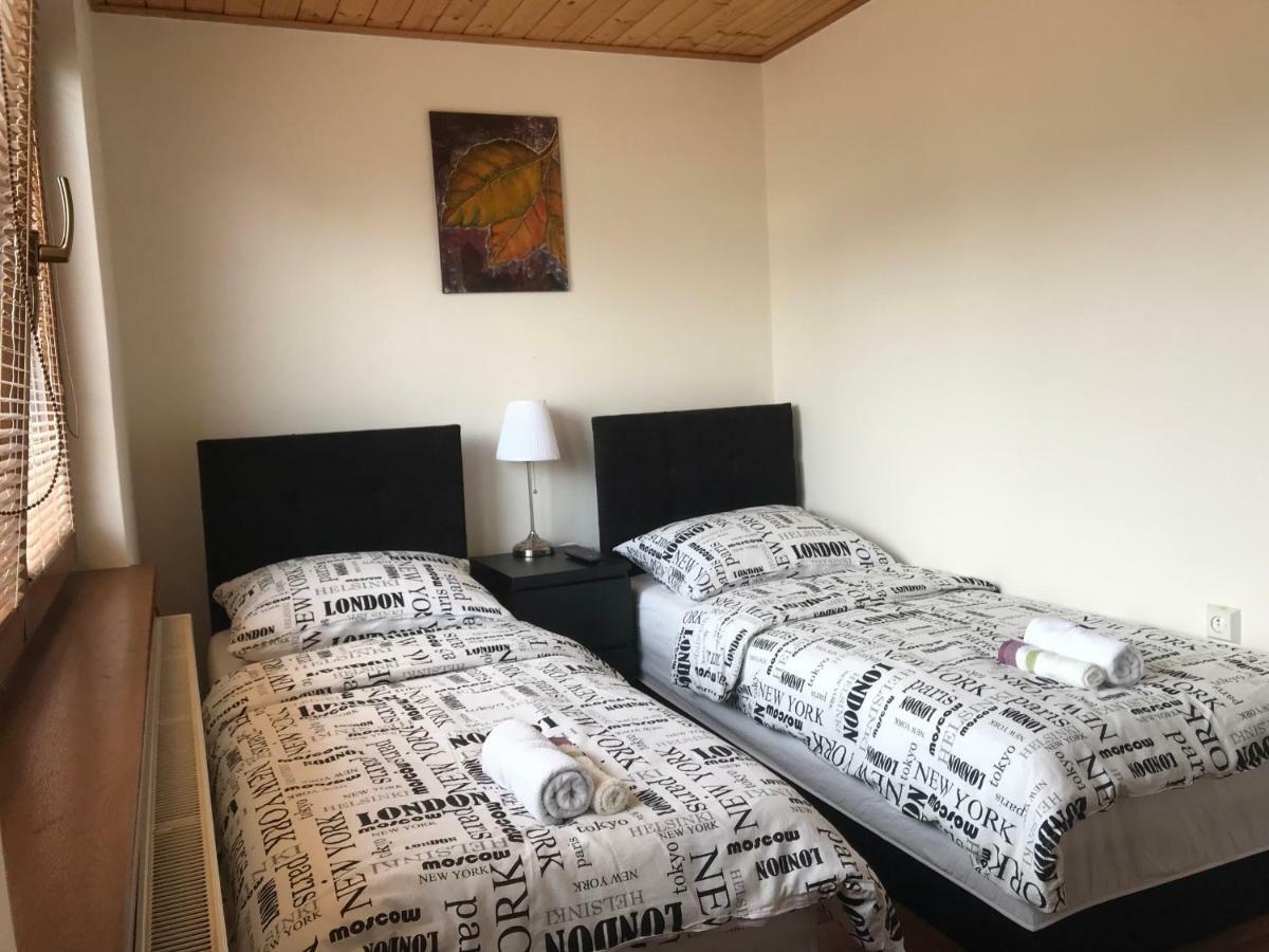 Frýdlant nad Ostravicí Apartment Pod Lysou מראה חיצוני תמונה